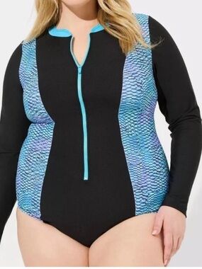 Torrid Plus Sz 2 Long Sleeve Black 1-Pc Rash Guard Zip-Up W/Cups Swimsuit 2X NEW